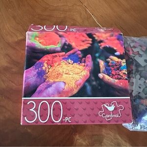 NIB Cardinal 300 Piece Puzzle “Hands with Powder” Holi Hindu Festival of Colors